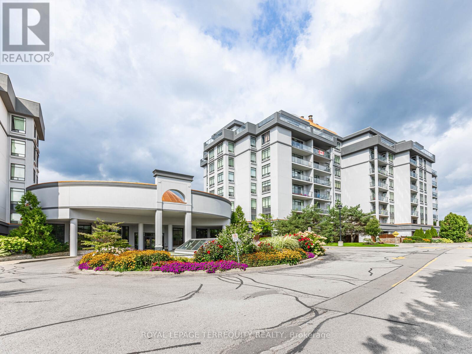 215 - 11121 Yonge Street Richmond Hill Ontario Canada Sale residential   Royal LePage Terrequity Capital Realty, Brokerage*