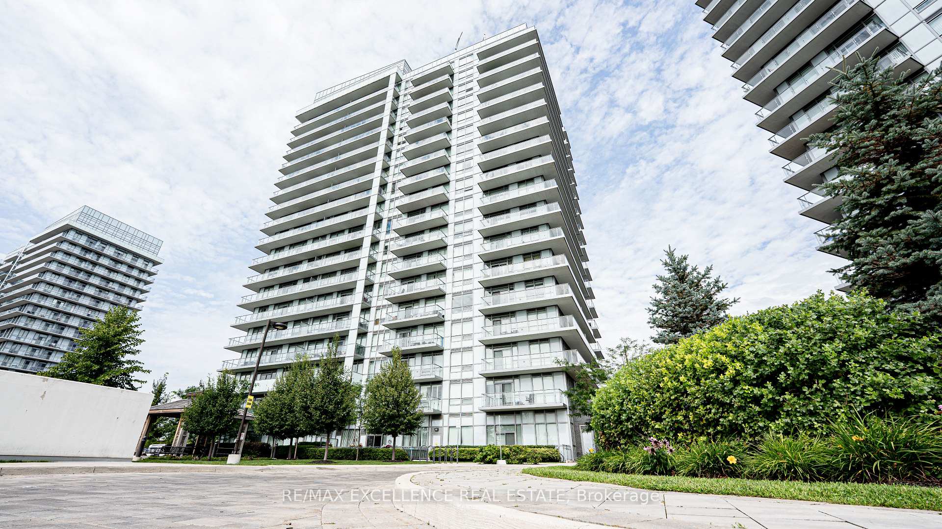 601 - 4677 Glen Erin Drive Mississauga Ontario Canada Sale residential Mandeep Dhesi RE/MAX EXCELLENCE REAL ESTATE., BROKERAGE*