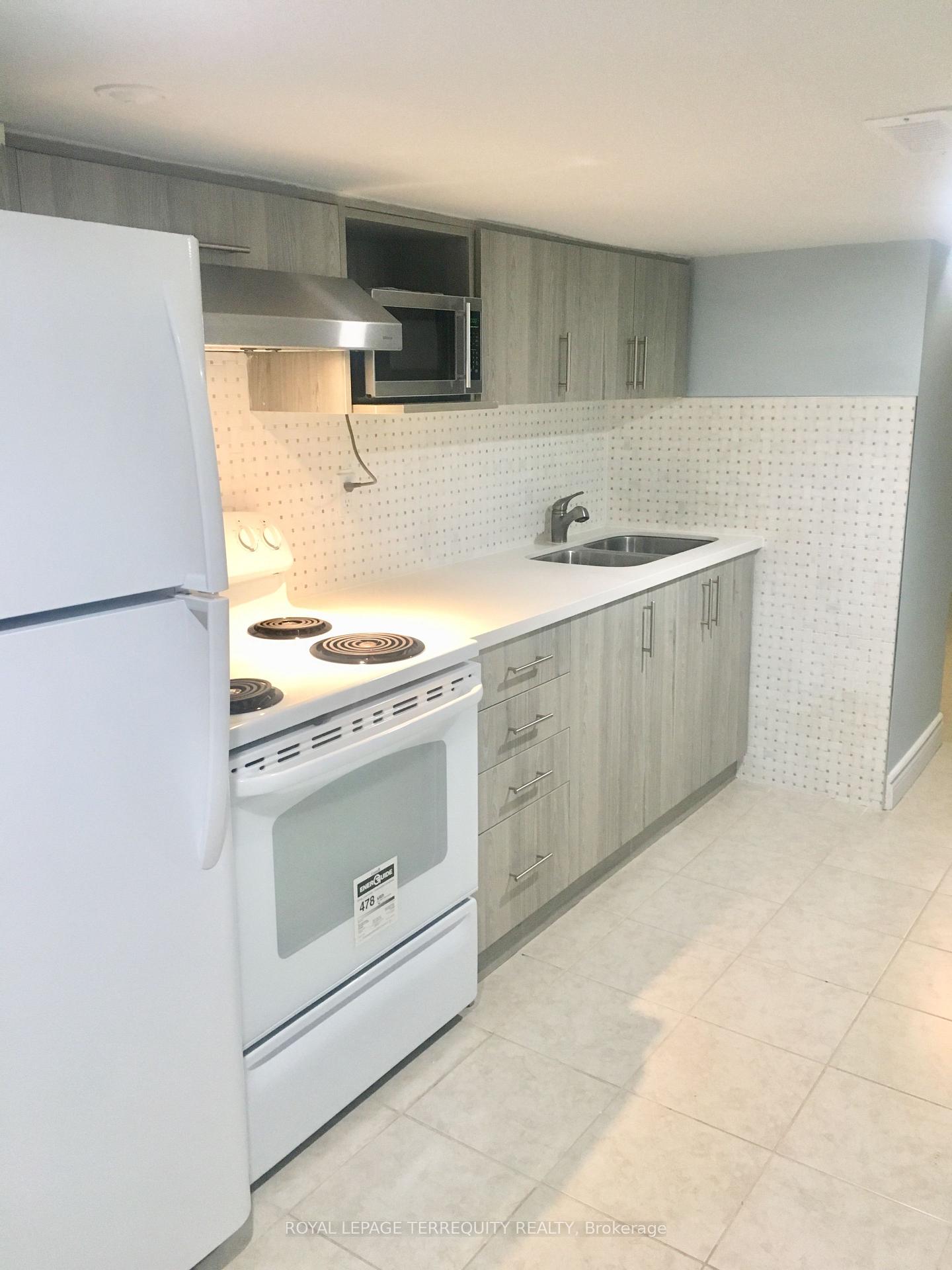 Lower Unit - 305 Margueretta Street Toronto Ontario Canada Rent residential   Royal LePage Terrequity Capital Realty, Brokerage*