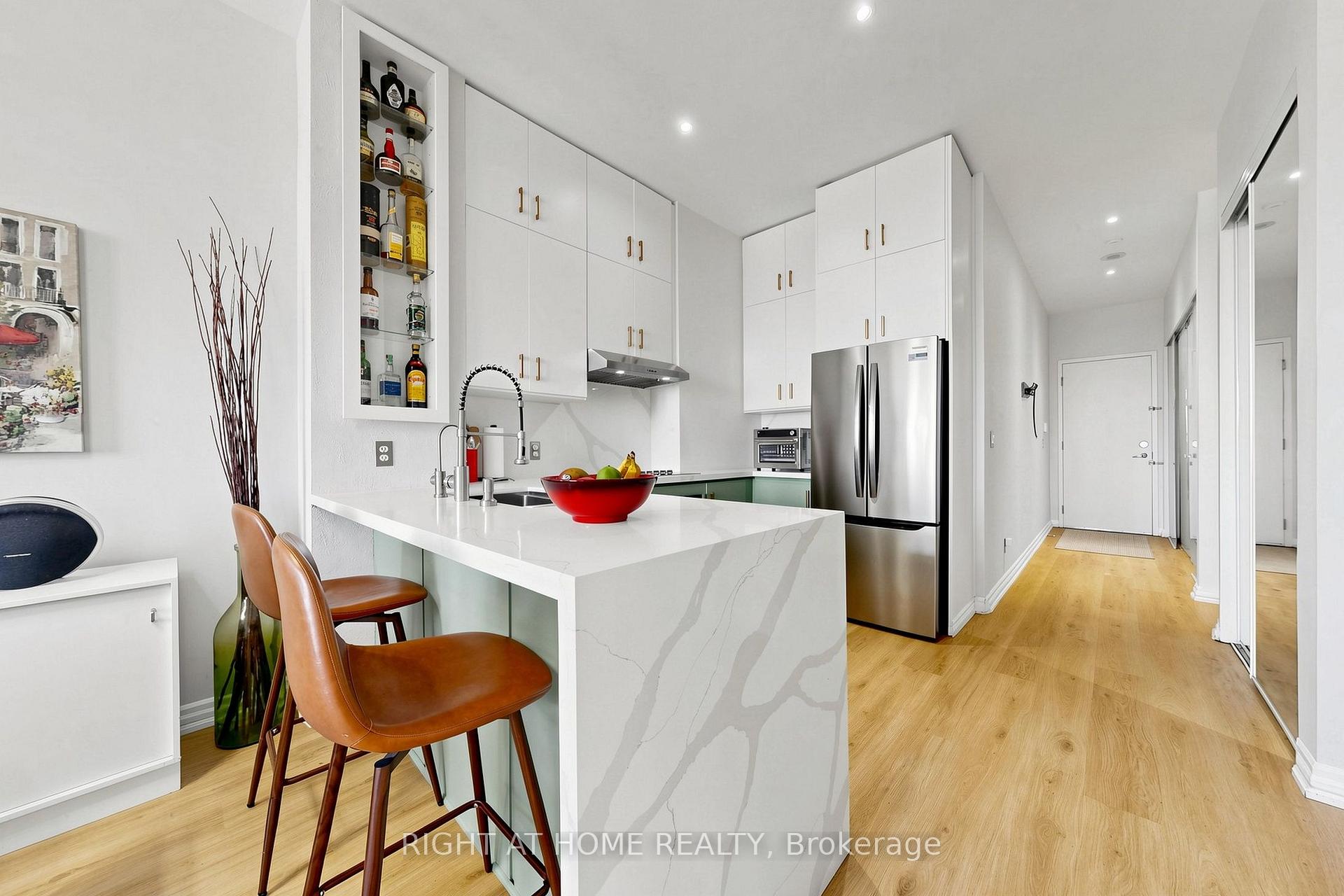 1104 - 797 Don Mills Road Toronto Ontario Canada Sale residential Sharon Steinman Right at Home Realty, Brokerage*