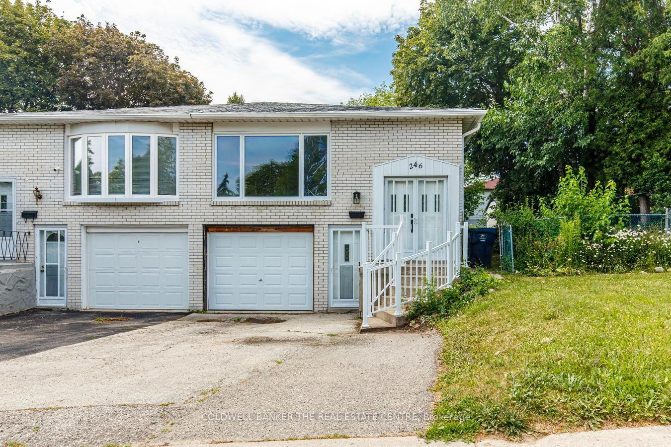 Upper - 246 Cherokee Blvd Boulevard Toronto Ontario Canada Rent residential Natalie Cerullo Coldwell Banker The Real Estate Centre, Brokerage*