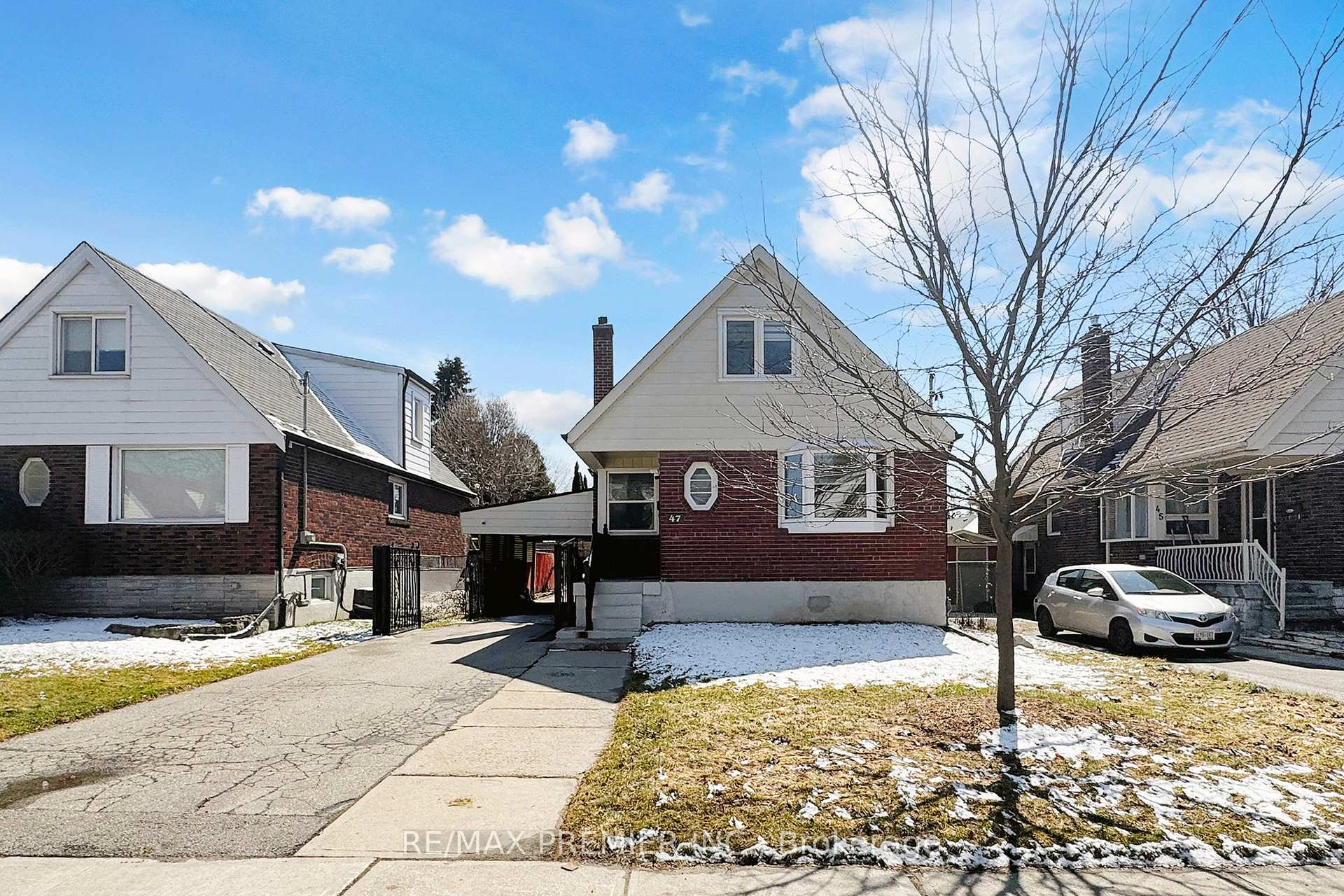 Basement - 47 Amsterdam Avenue Toronto Ontario Canada Rent residential Tayyib Shariff RE/MAX PREMIER INC., Brokerage - Wilson Office *