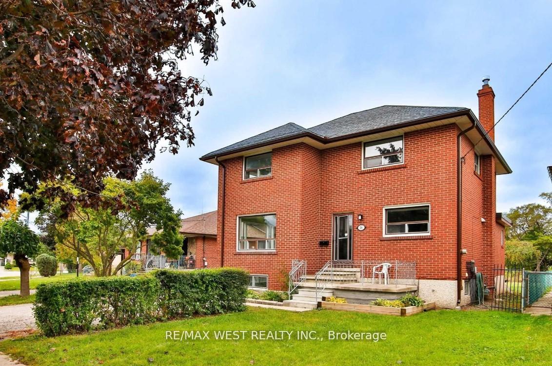 16 Upwood Avenue Toronto Ontario Canada Sold residential Grace Soares RE/MAX West Realty Inc., Brokerage *