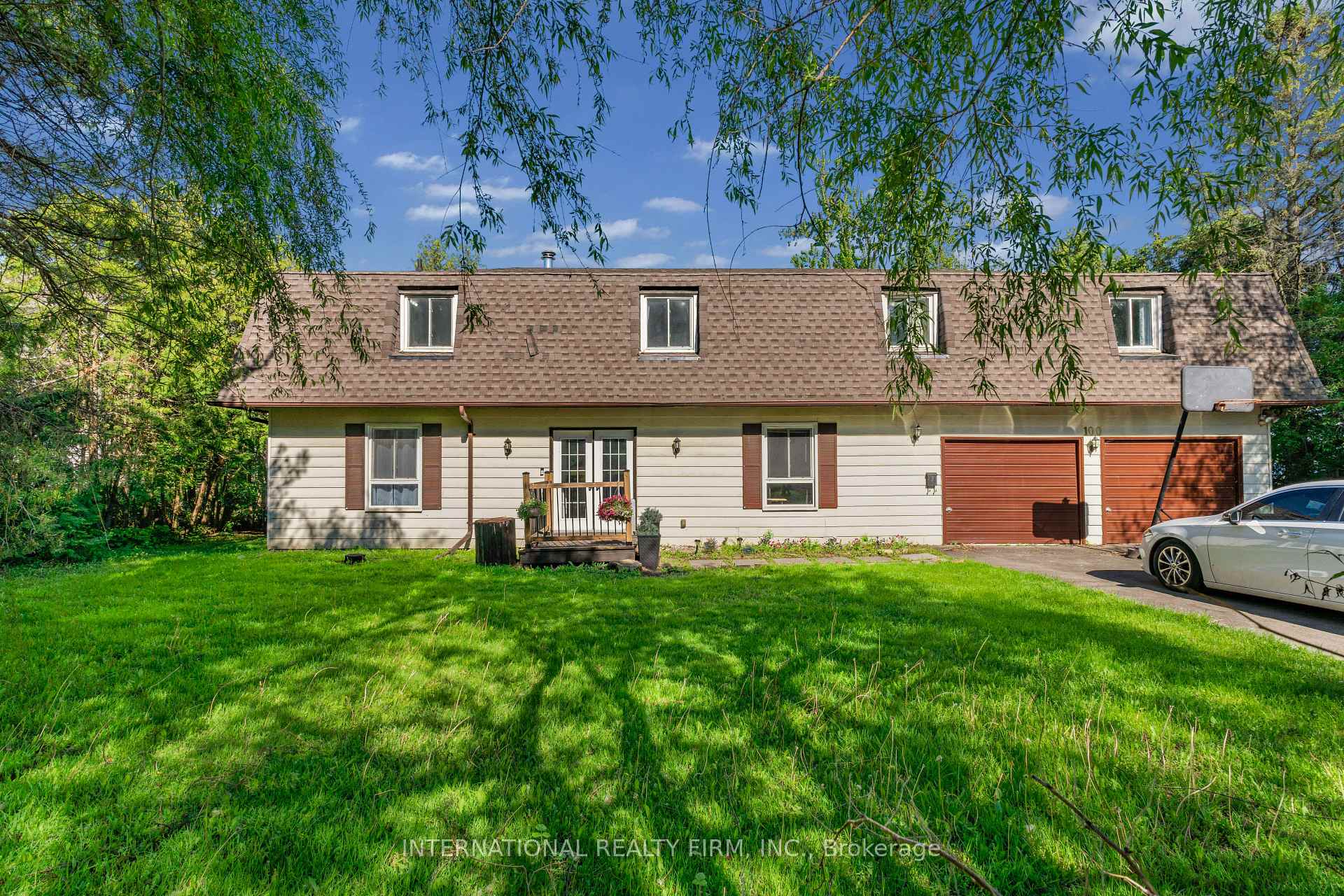 100 O'reilly Lane Kawartha Lakes Ontario Canada Sale residential Chinnie Wong INTERNATIONAL REALTY FIRM, INC.