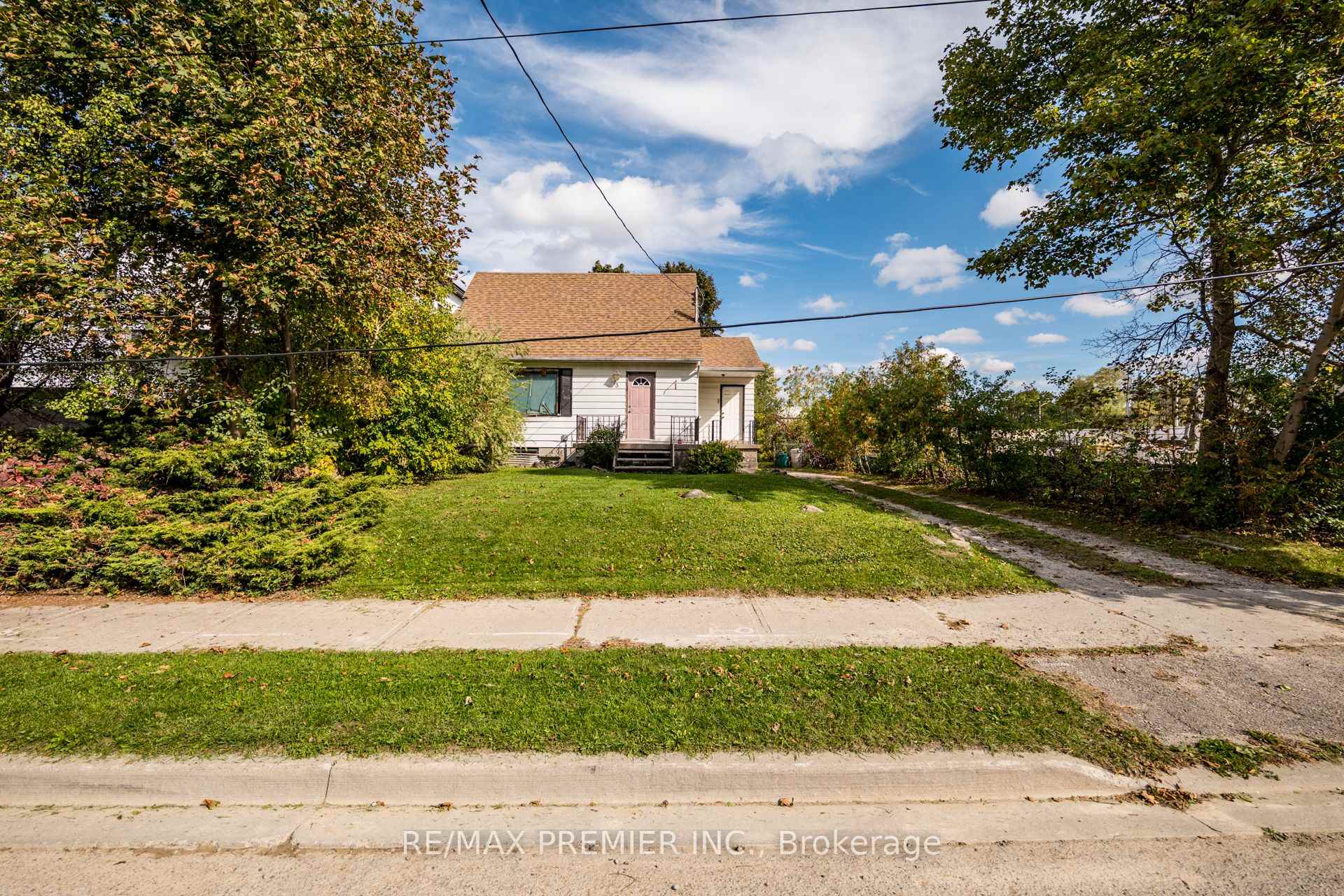 3 Parker Avenue Richmond Hill Ontario Canada Sale residential Jason Mansingh RE/MAX PREMIER INC. Brokerage*