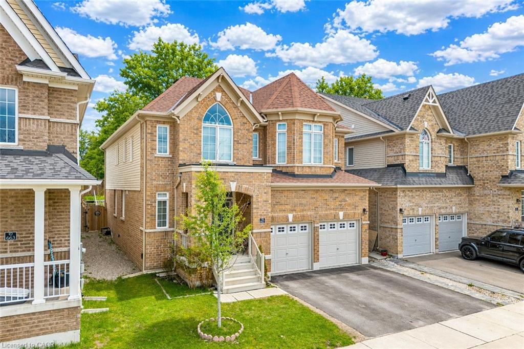 667 Linden Drive Cambridge Ontario Canada Sale residential Alejandra Ivic RE/MAX Twin City Realty Inc., Brokerage *