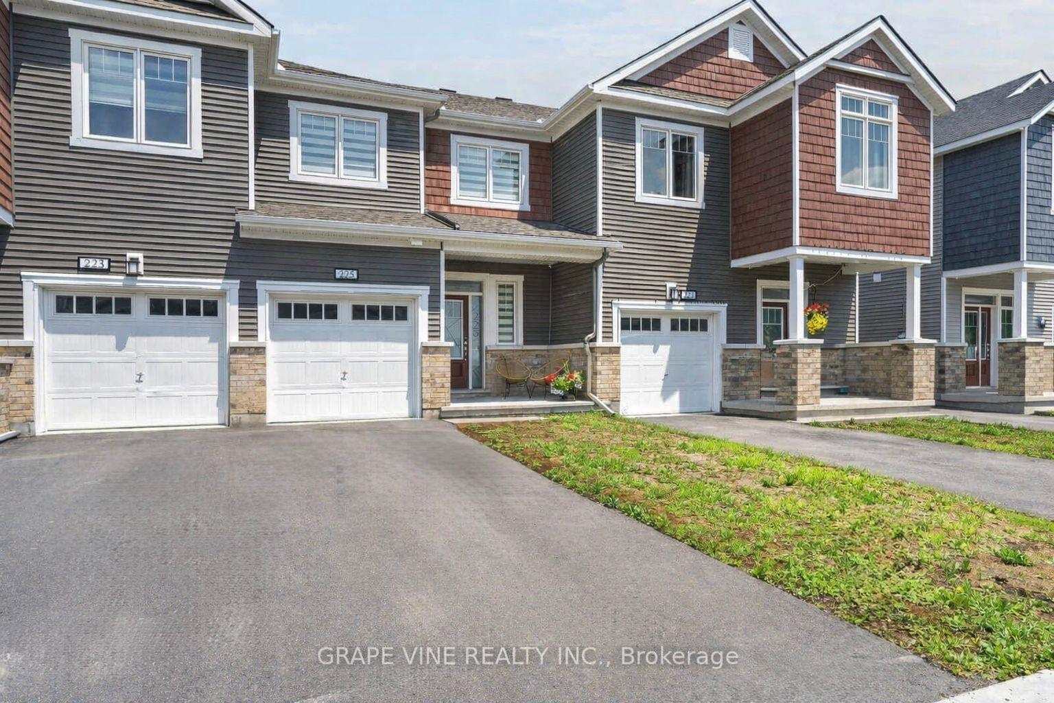225 Billrian Crescent Ottawa Ontario Canada Sale residential   Colleen Lyle Real Estate Team
