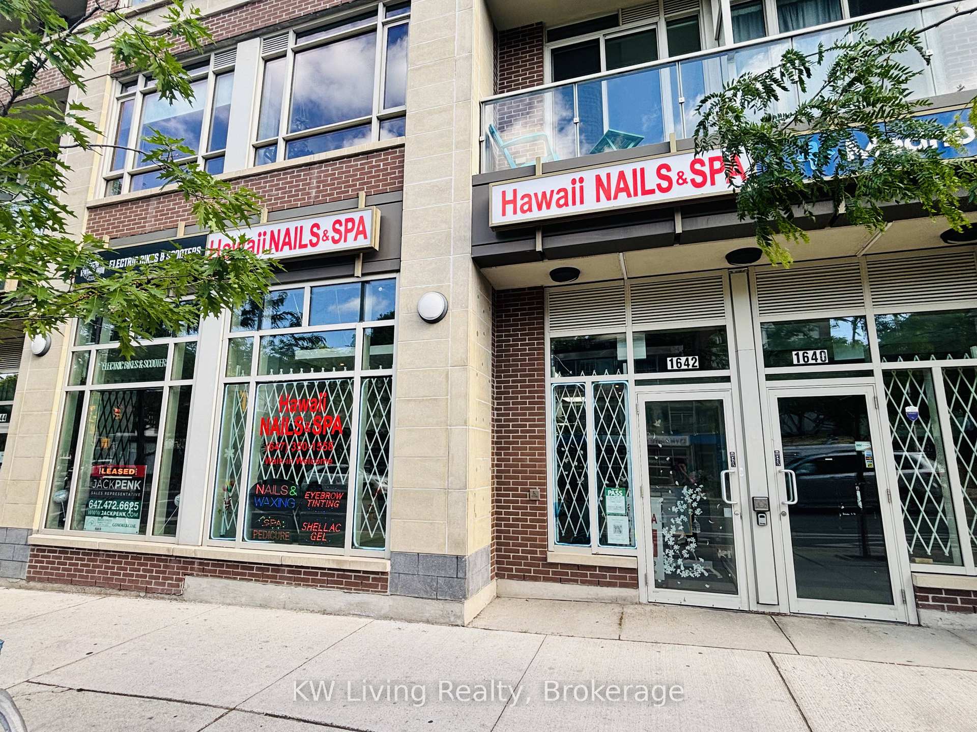 1642 Bloor Street W Toronto Ontario Canada Sale commercial Gary Nusca, Bridgecan Realty Corp., Brokerage*
