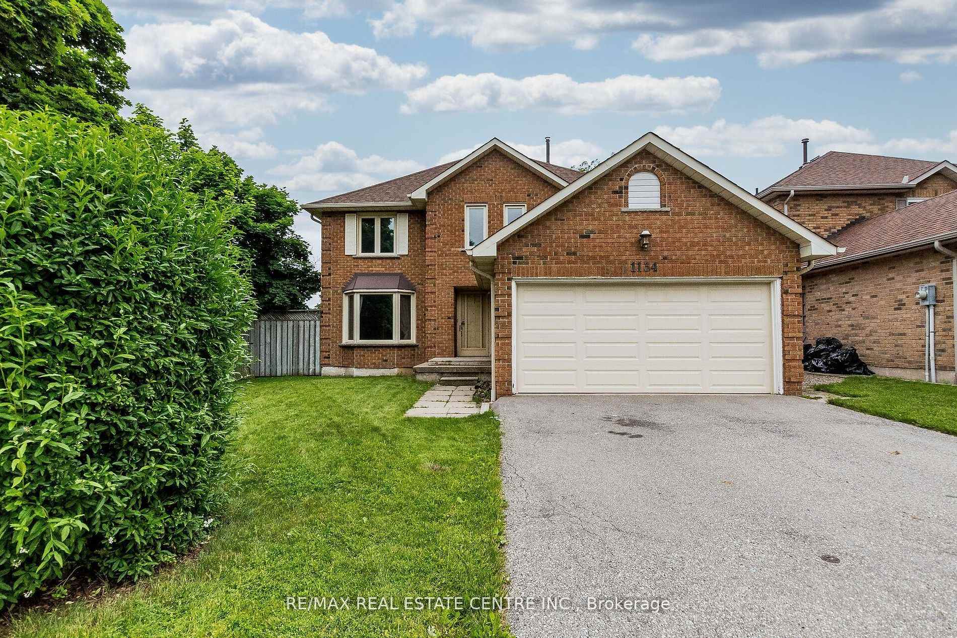 1134 Deer Run Mississauga Ontario Canada Rent residential Sachit Shetty RE/MAX Real Estate Centre Inc., Brokerage*