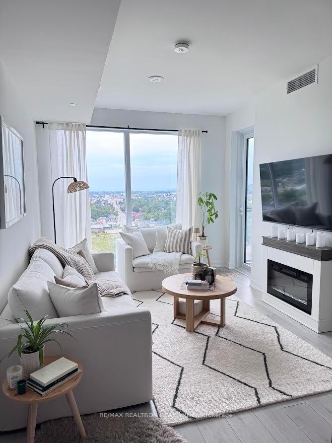 1802 - 39 Mary Street Barrie Ontario Canada Rent residential Mubashar Ahmad Re/Max West Experts