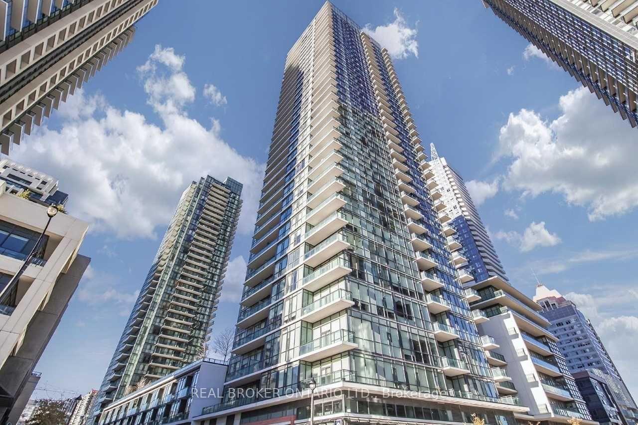 LPH7 - 4065 Brickstone Mews Mississauga Ontario Canada Rented residential John Scharrer Royal LePage Real Estate Services Ltd., Brokerage *