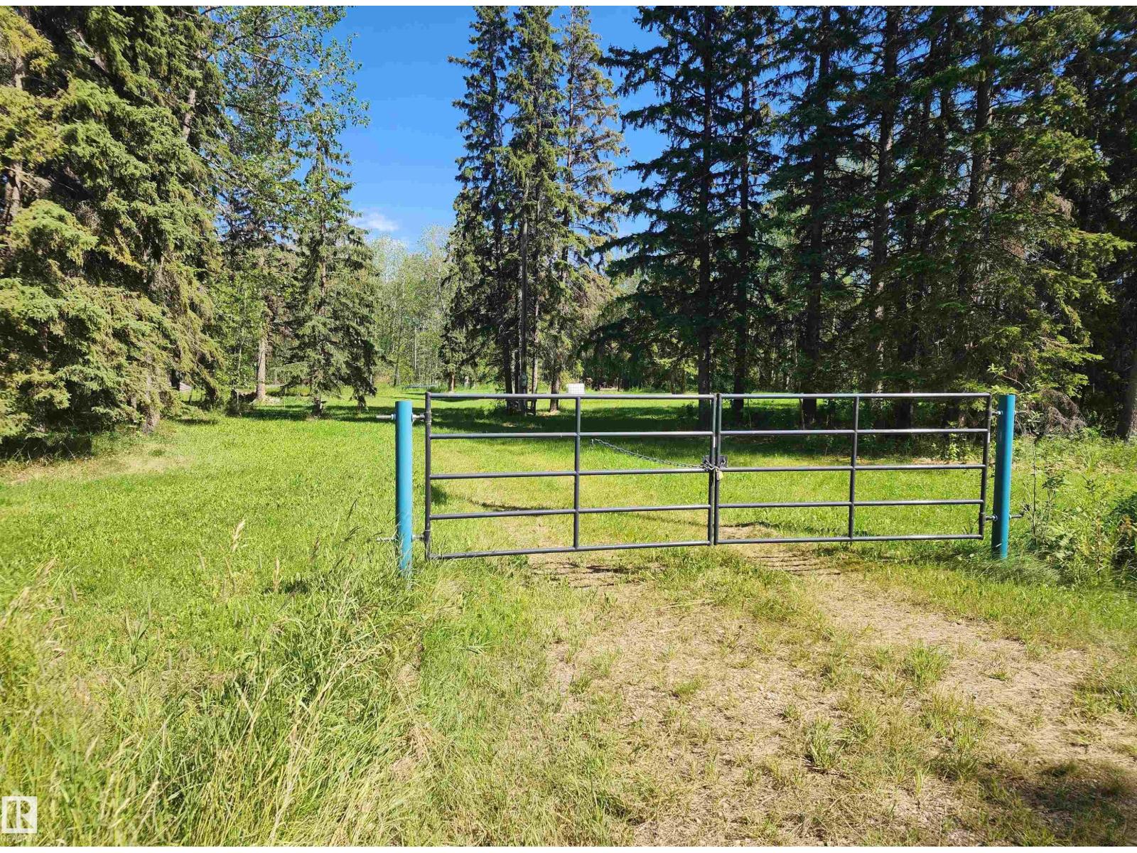 463055 RGE ROAD 64 Rural Wetaskiwin County Alberta Canada Sale commercial Darlene Reid MORE Real Estate, Brokerage*