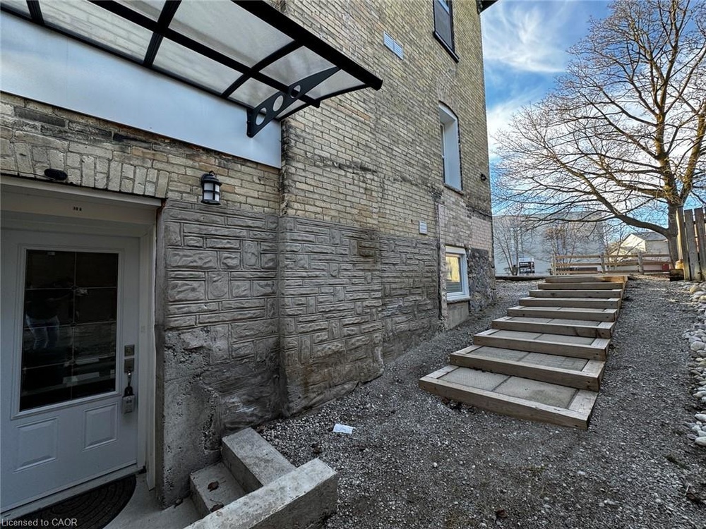 A - 10 Shanley St   Kitchener Ontario Canada Rent residential Cari Hewick RE/MAX Solid Gold Realty (II) Ltd., Brokerage*
