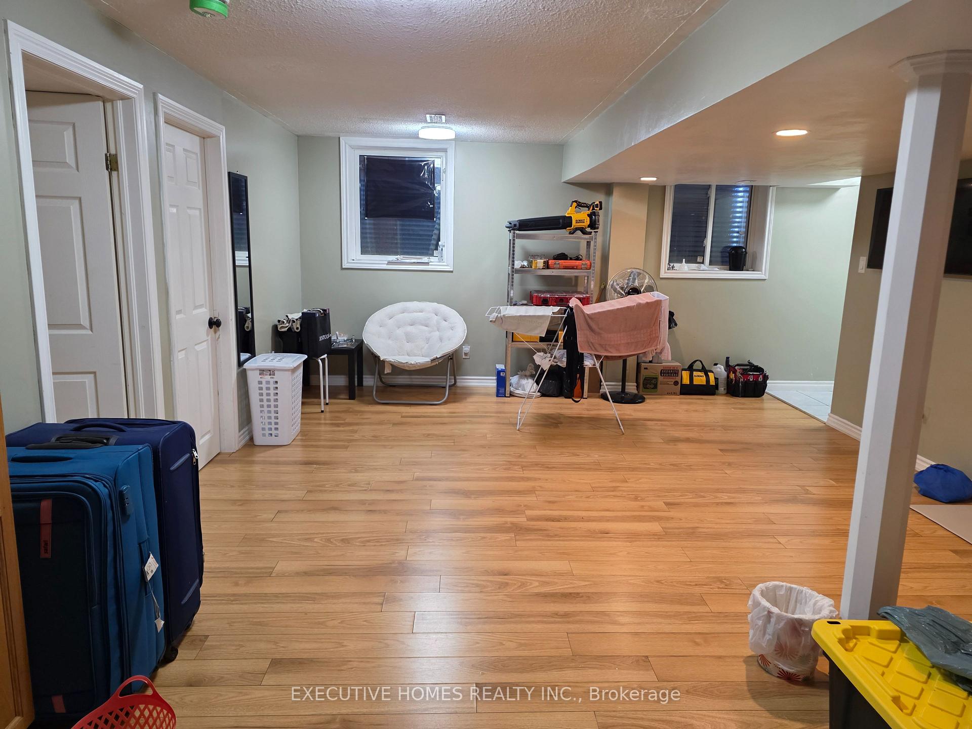35 Claudette Gate Hamilton Ontario Canada Rent residential   Global Bricks Executive Homes Realty, Brokerage