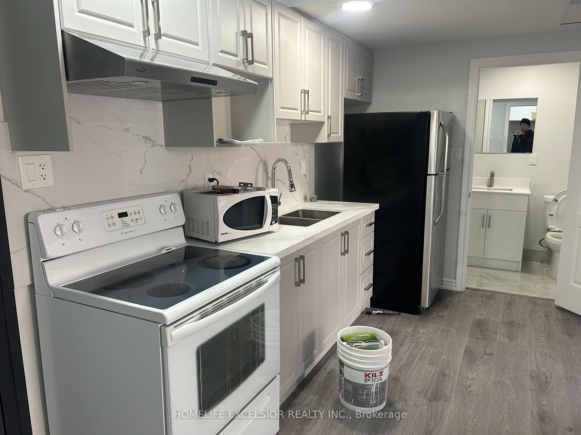 Unit 3 - 3 Simcoe Street S Oshawa Ontario Canada Rent residential   HomeLife Excelsior Realty Inc., Brokerage*