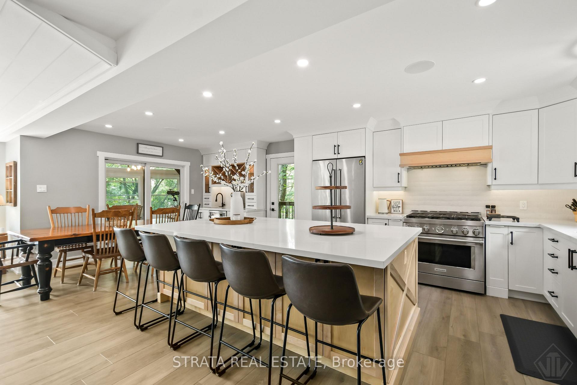 1003 CALGARY Drive Dysart Et Al Ontario Canada Sale residential Galina Sheveleva Strata Real Estate, Brokerage*