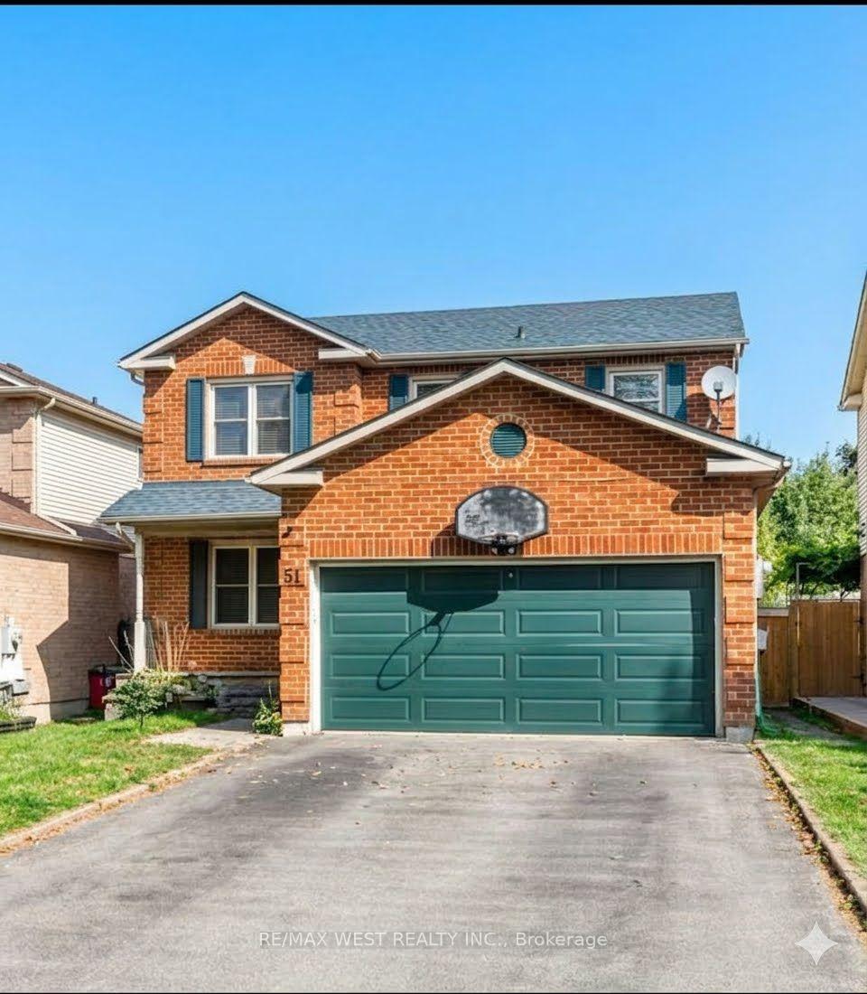 51 Moorcrest Drive Aurora Ontario Canada Sale residential ALEX RYON RE/MAX West Realty Inc., Brokerage *