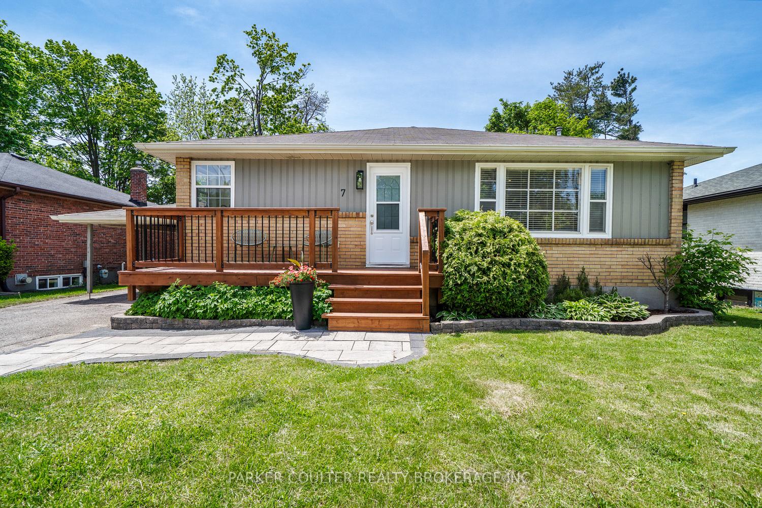 7 Oakley Park Square Barrie Ontario Canada Sale residential Jason Gavadza Keller Williams Referred Urban Realty, Brokerage*