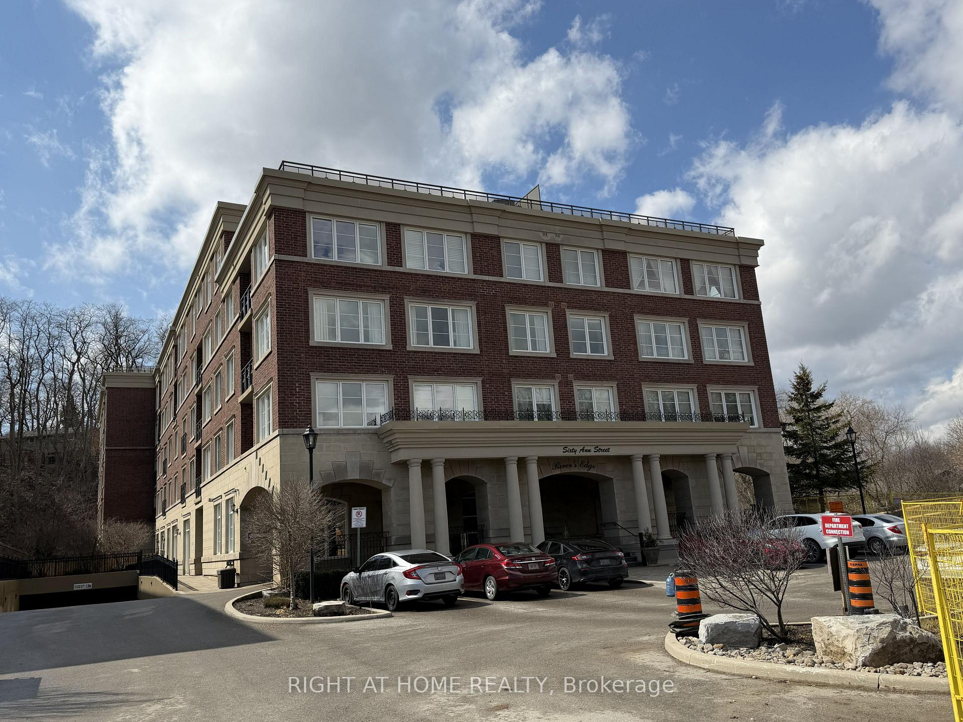 309 - 60 Ann Street Caledon Ontario Canada Sale residential Maria Sierra MSIERRA REALTY GROUP INC. BROKERAGE