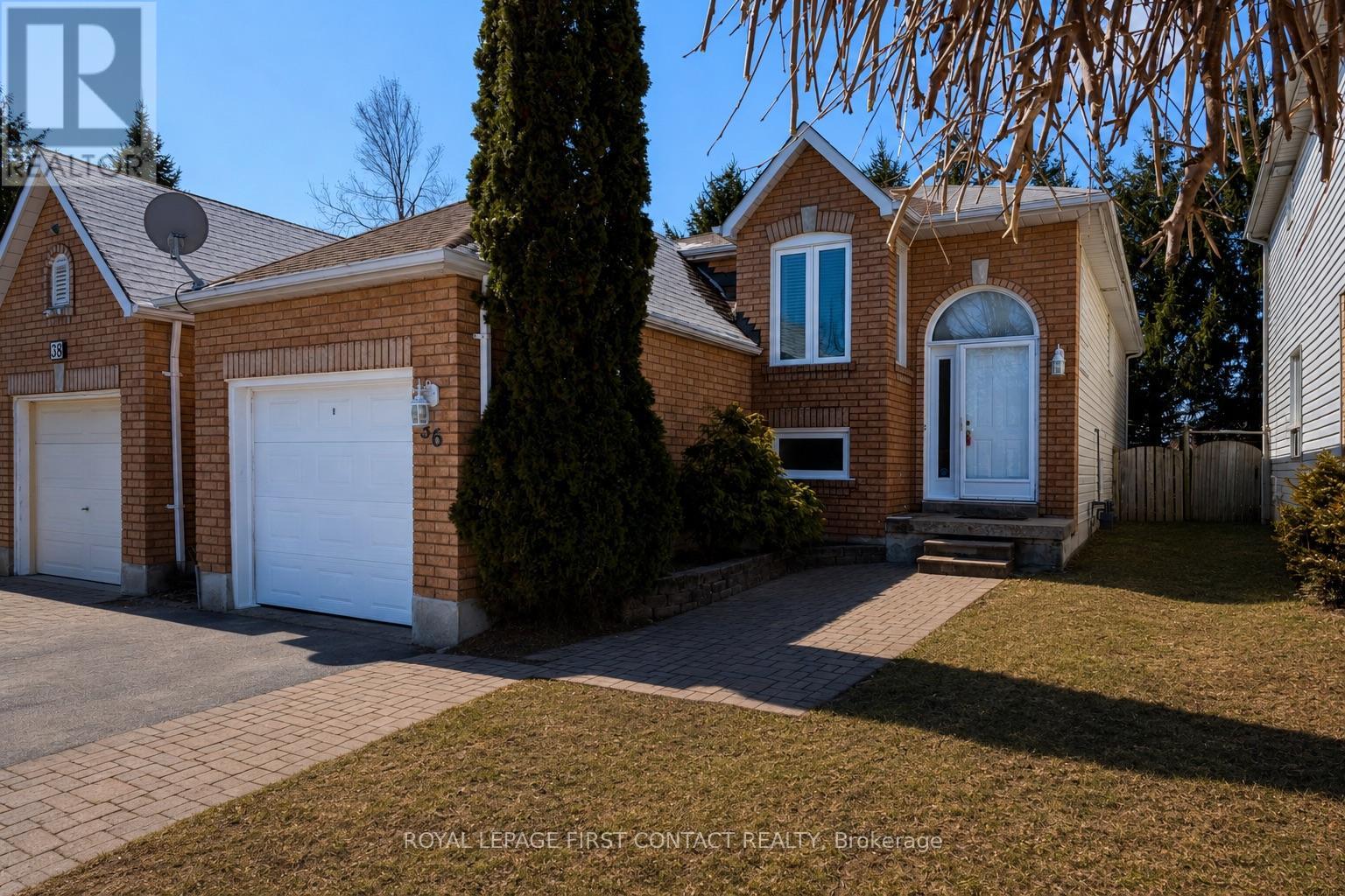 36 CHURCHLAND Drive Barrie Ontario Canada Sale residential Domenic D'Addio Royal LePage First Contact Realty Brokerage