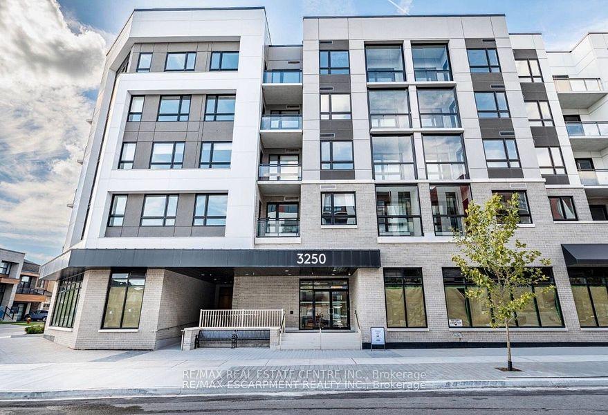418 - 3250 Carding Mill Trail Oakville Ontario Canada Rent residential Violetta Konewka RE/MAX Real Estate Centre Inc., Brokerage*