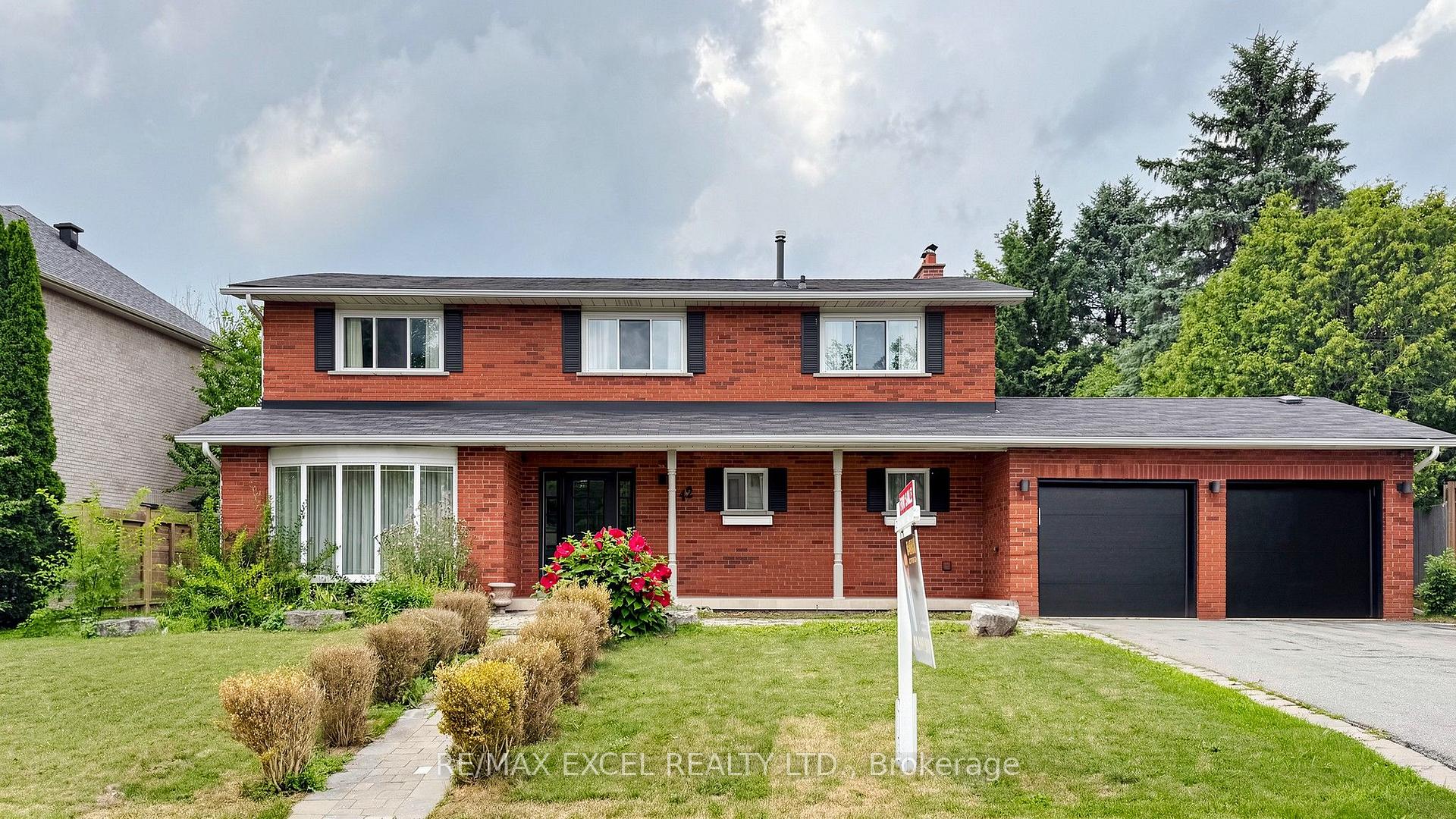 42 Blackforest Drive Richmond Hill Ontario Canada Sale residential Suri Mirfarsi RE/MAX Excel Realty Ltd., Brokerage*