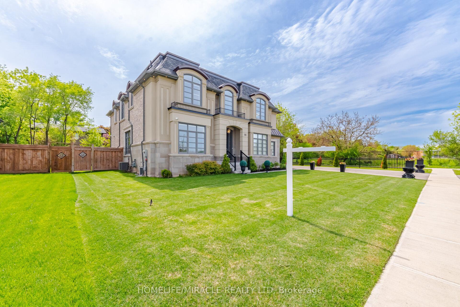 225 Prince George Crescent Oakville Ontario Canada Sale residential Jeffrey Vella Royal LePage Realty Plus, Brokerage*