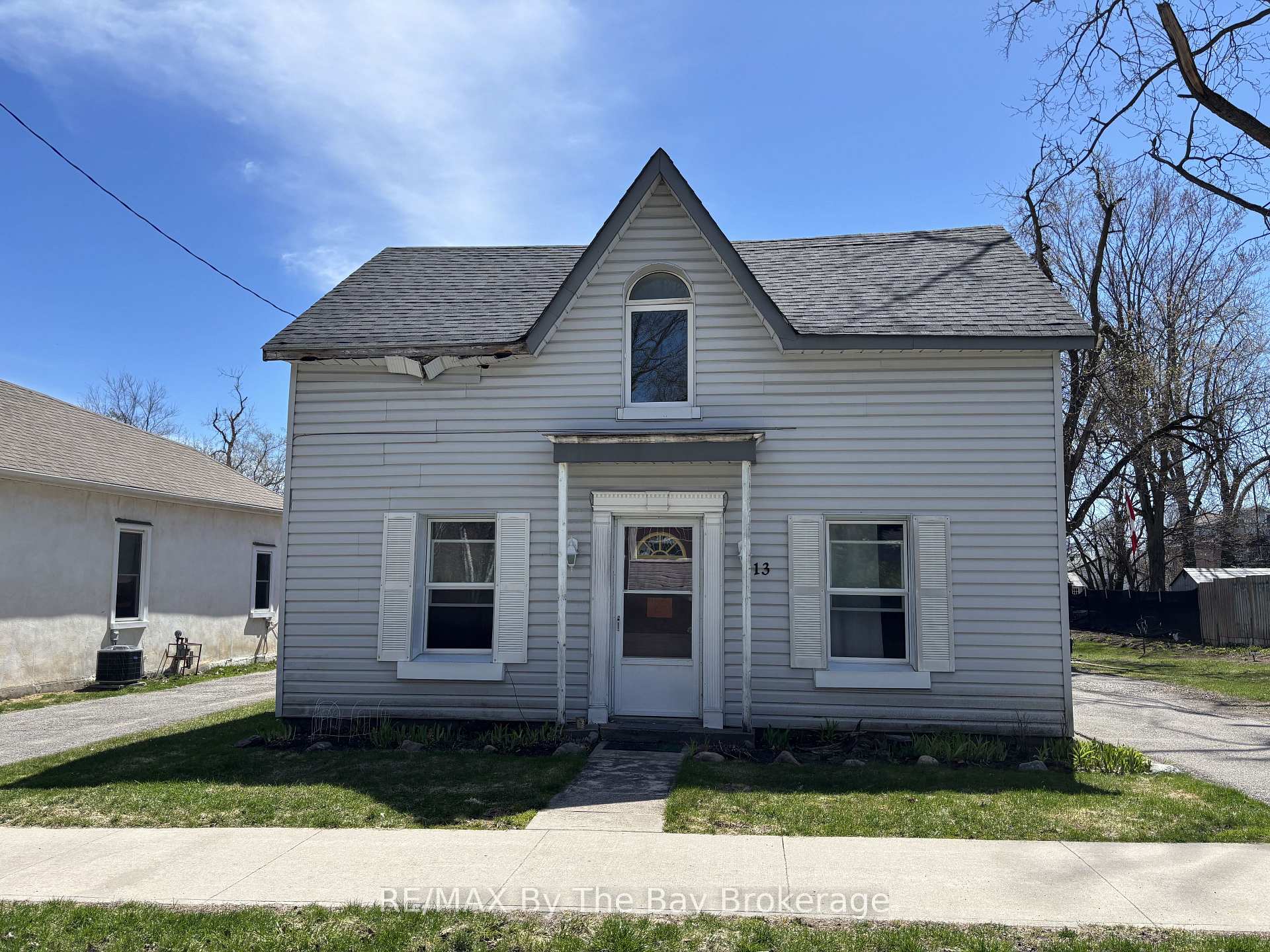 13 HENRY Street Barrie Ontario Canada Sale residential EVGENIA GULAEV Right at Home Realty, Brokerage*