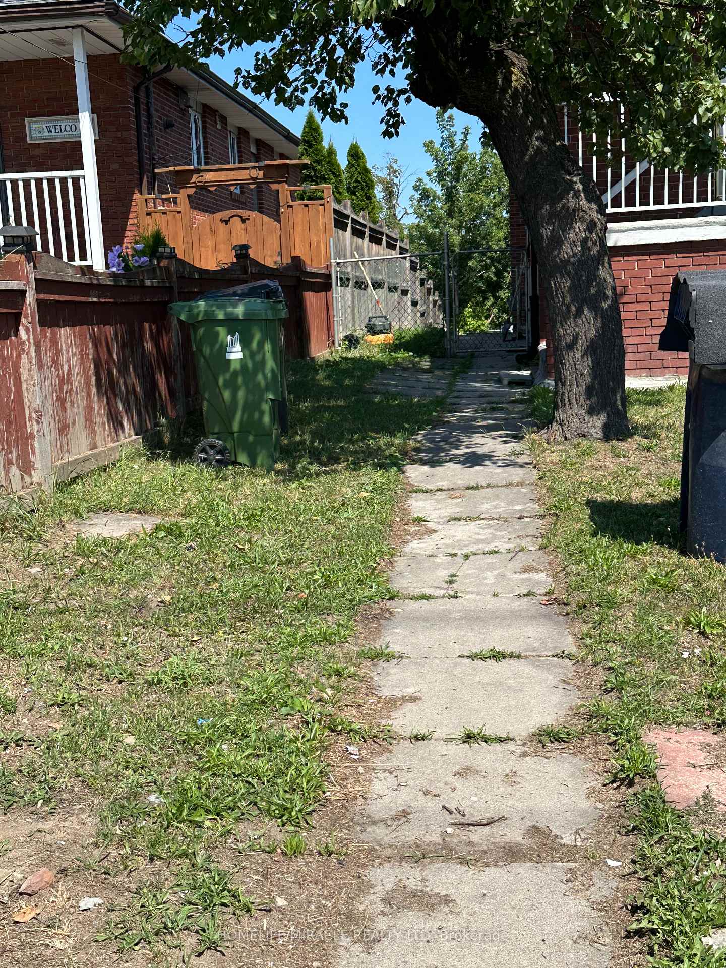 2931 Islington Avenue Toronto Ontario Canada Sale residential   HomeLife/Miracle Realty Ltd., Brokerage*