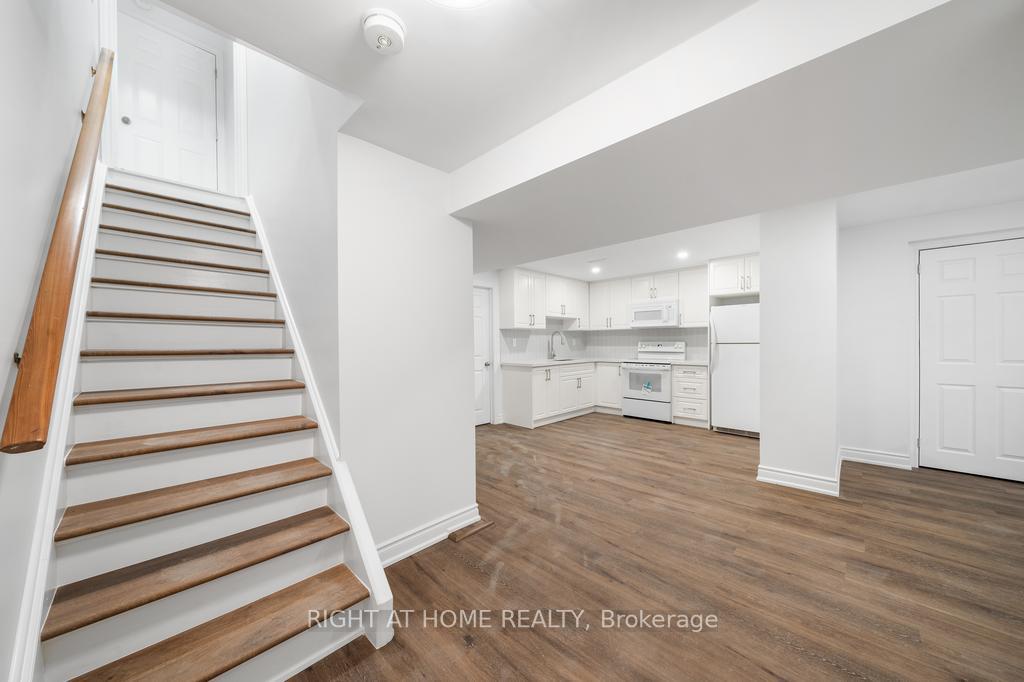 Lower - 582 Carlyle Court Oshawa Ontario Canada Rent residential Nabil Killu Right at Home Realty, Brokerage*