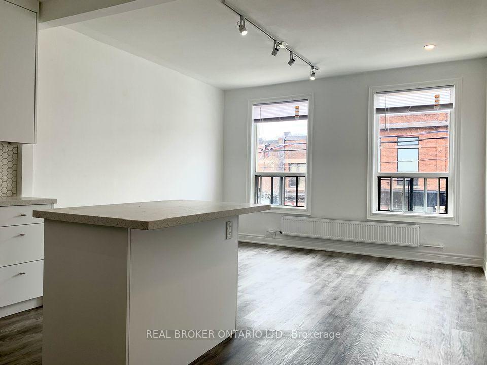4 - 2199 Gerrard Street E Toronto Ontario Canada Rent residential Emma Wilson InCom Demo New Office