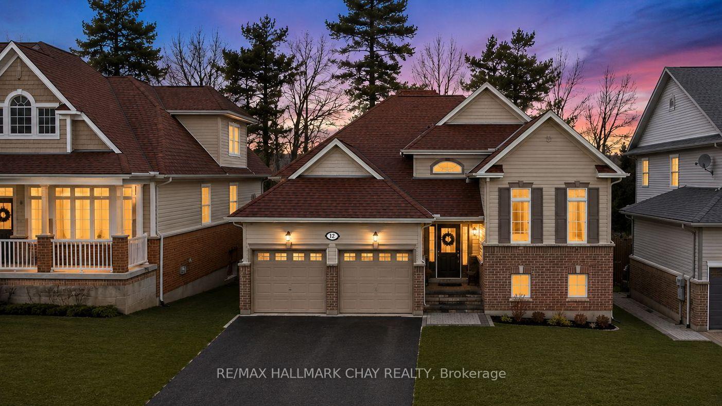 12 Oakmont Avenue Oro-Medonte Ontario Canada Sale residential Cheryl Cheslea RE/MAX Hallmark Chay Realty, Brokerage