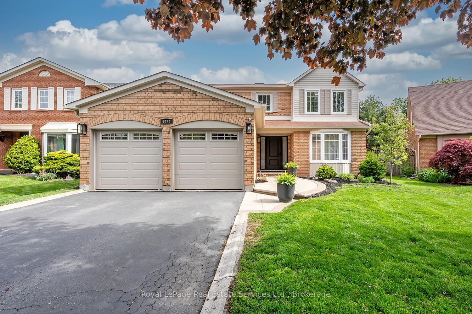 1429 Thistledown Road Oakville Ontario Canada Sale residential Maria Sierra MSIERRA REALTY GROUP INC. BROKERAGE
