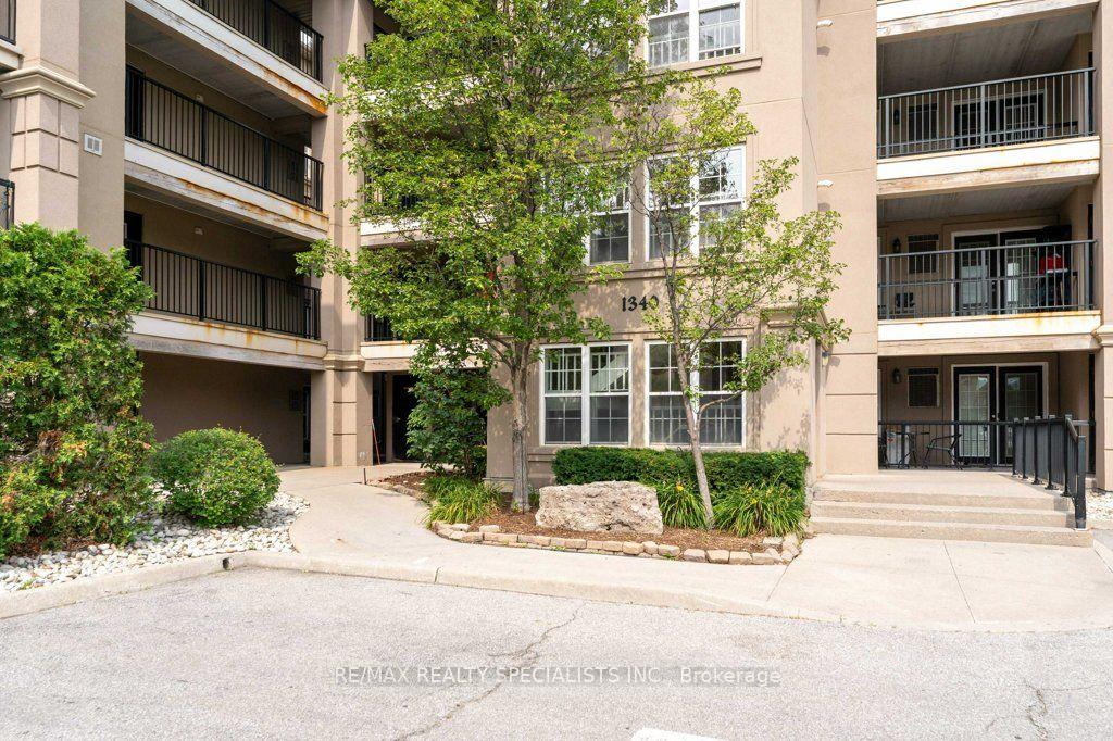 313 - 1340 MAIN Street E Milton Ontario Canada Sale residential Jose Dias RE/MAX Realty Specialists Inc., Brokerage*