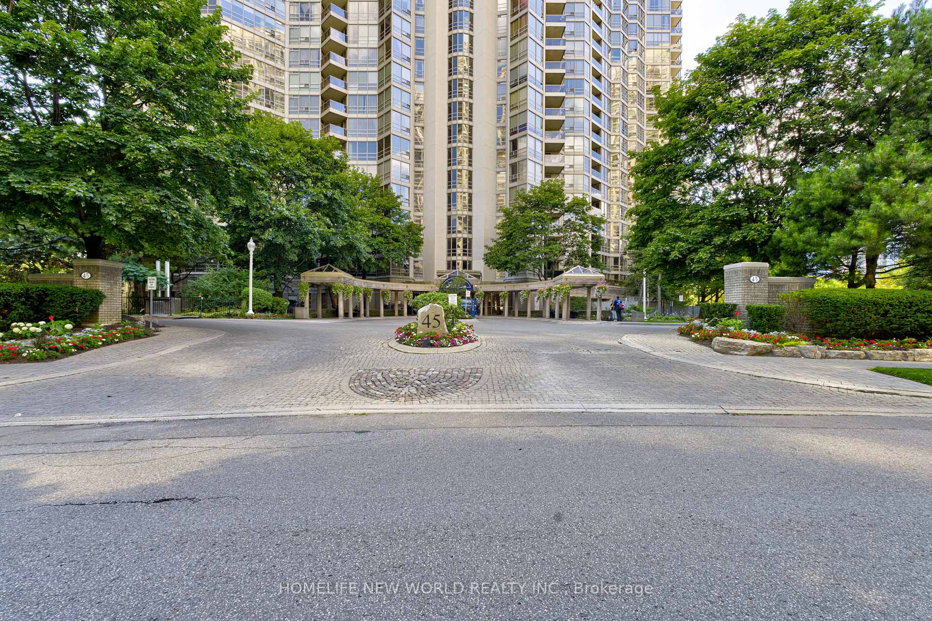 2704 - 45 Kingsbridge Garden Circle Mississauga Ontario Canada Sale residential Guru Saraf Right at Home Realty, Brokerage*