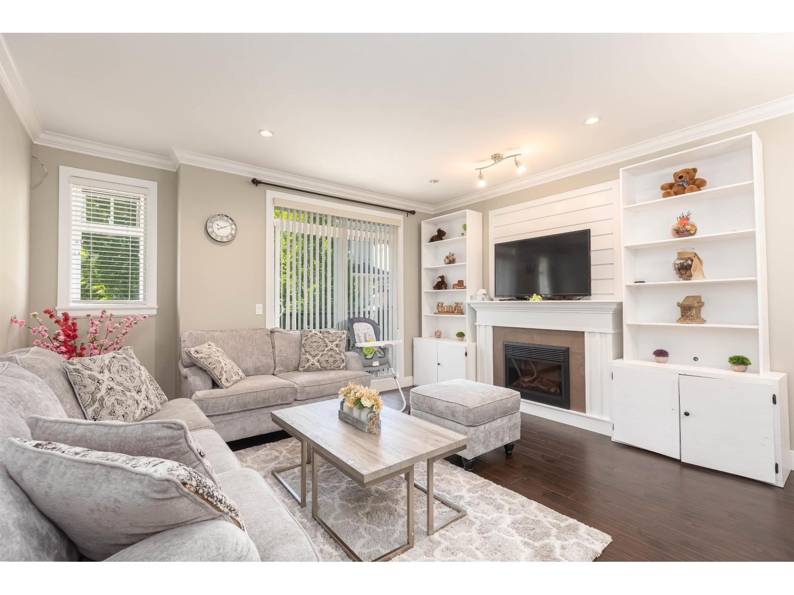64 6383 140 STREET Surrey British Columbia Canada Sale residential Renée Kehayas Team 3000 Realty Ltd.