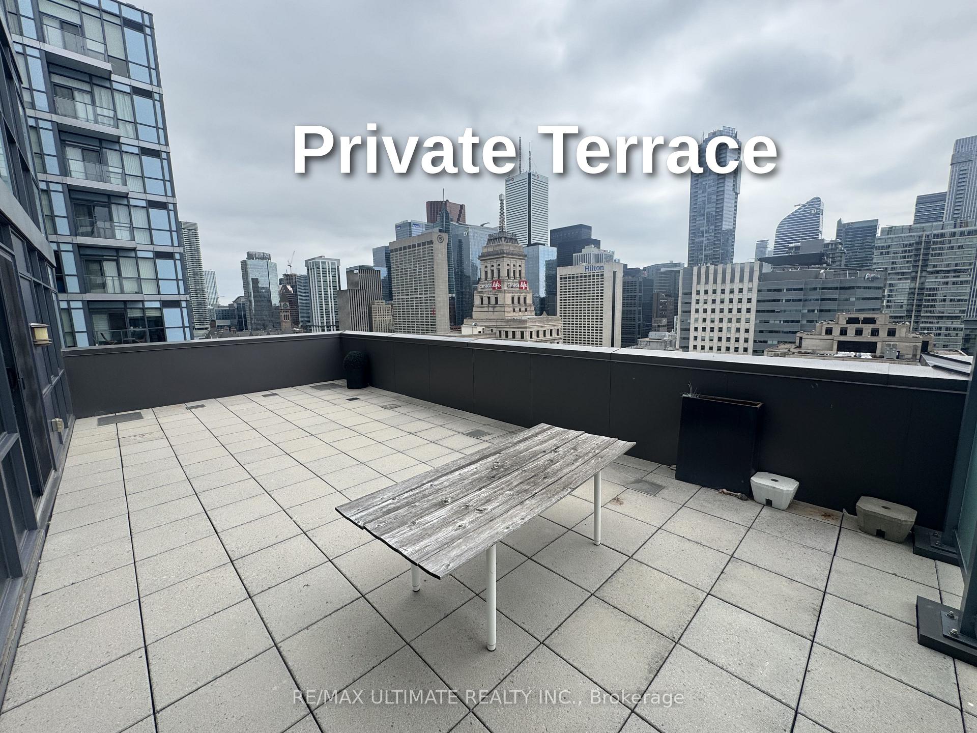 2002 - 210 Simcoe Street Toronto Ontario Canada Rent residential Gilbert Lopes RE/MAX Ultimate Realty, Brokerage *