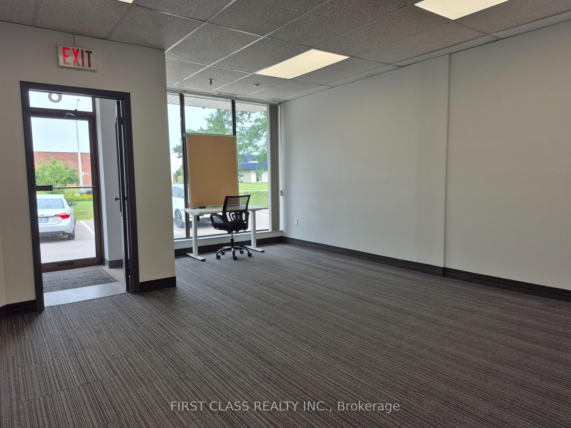 6 - 2651 John Street Markham Ontario Canada Lease commercial   HomeLife Top Star Realty Inc., Brokerage *