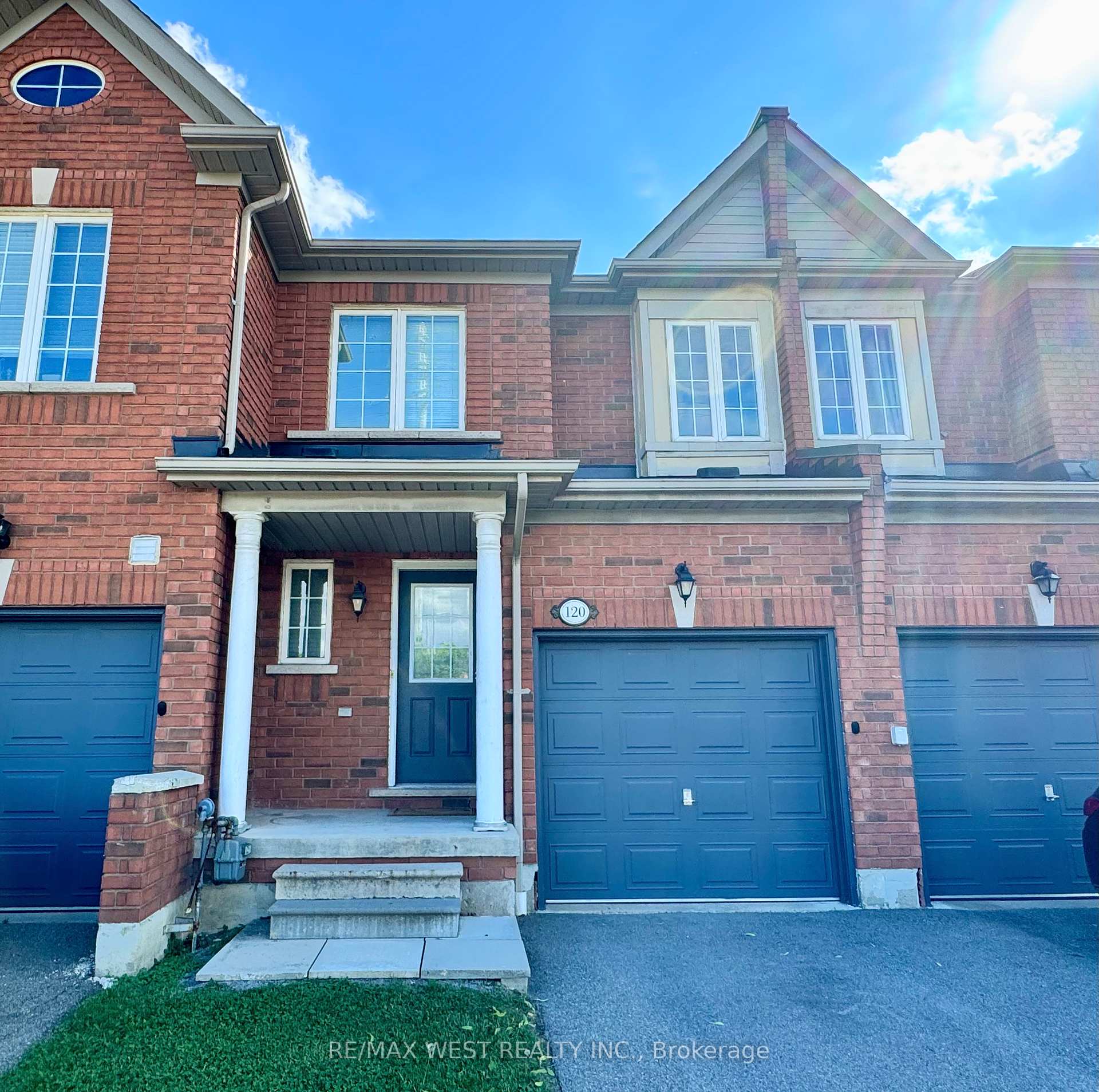120 - 525 Novo Star Drive Mississauga Ontario Canada Sale residential EVELYN FRILLES RE/MAX West Realty Inc., Brokerage *