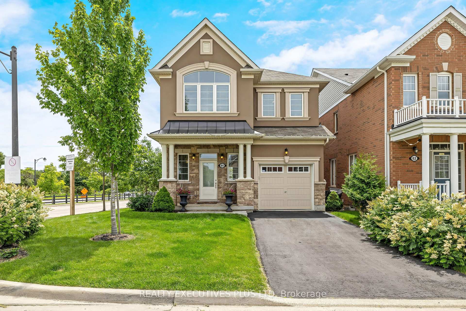 86 Stillwater Crescent Hamilton Ontario Canada Sale residential Lawrina Brown Realty Executives Plus Ltd. Brokerage*