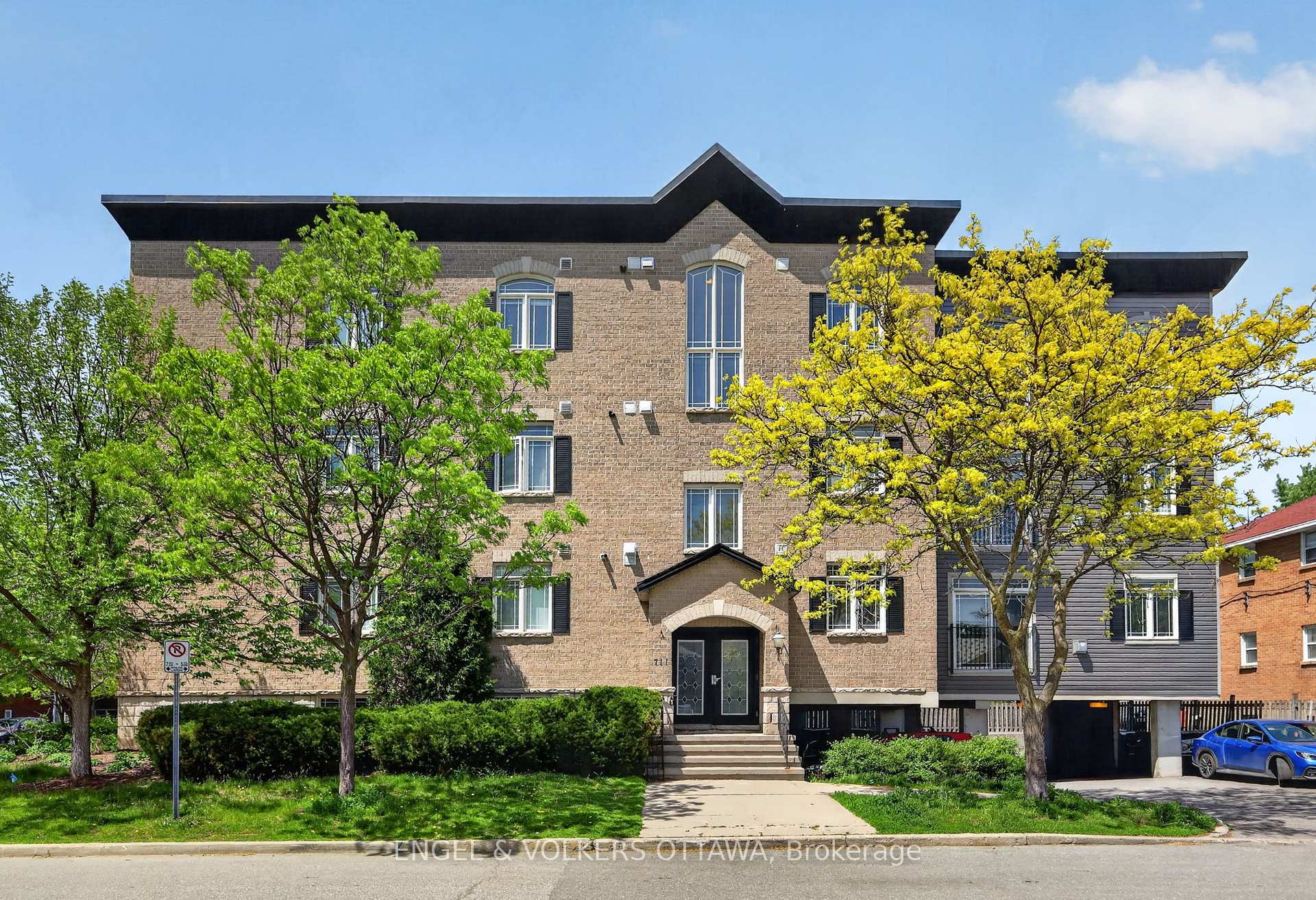 401 - 711 Churchill Avenue Ottawa Ontario Canada Sale residential   Royal LePage Performance Realty, Brokerage *