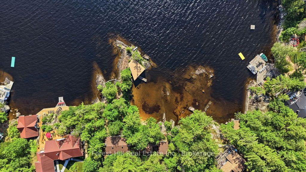 1211 Waldmere Road Bracebridge Ontario Canada Sale residential Radka Hnilicova Anchor Realty, Brokerage*