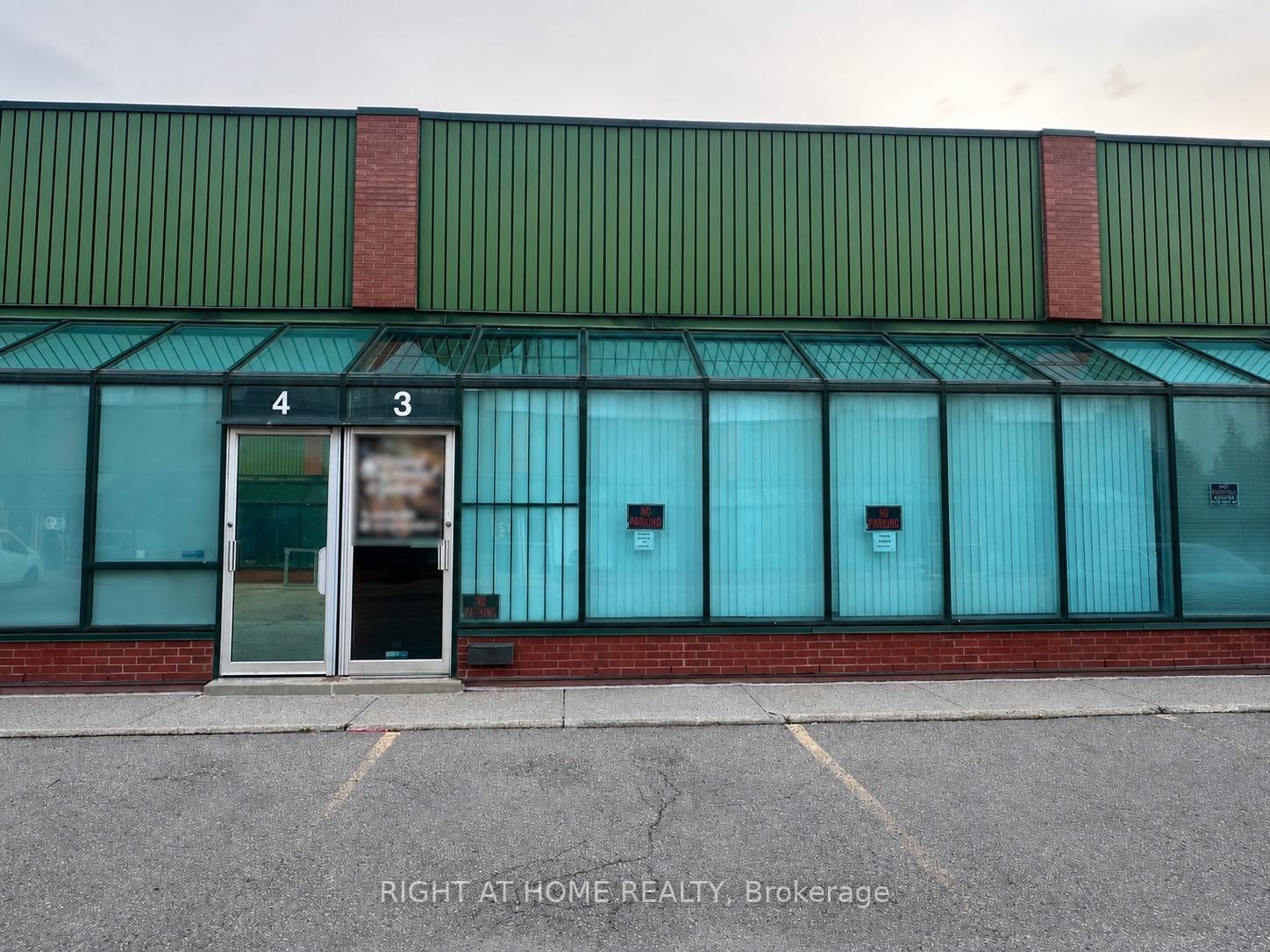 3 - 85 West Wilmot Street Richmond Hill Ontario Canada Sale commercial Angelo and Joanna Lionti FinchTown Realty Inc., Brokerage