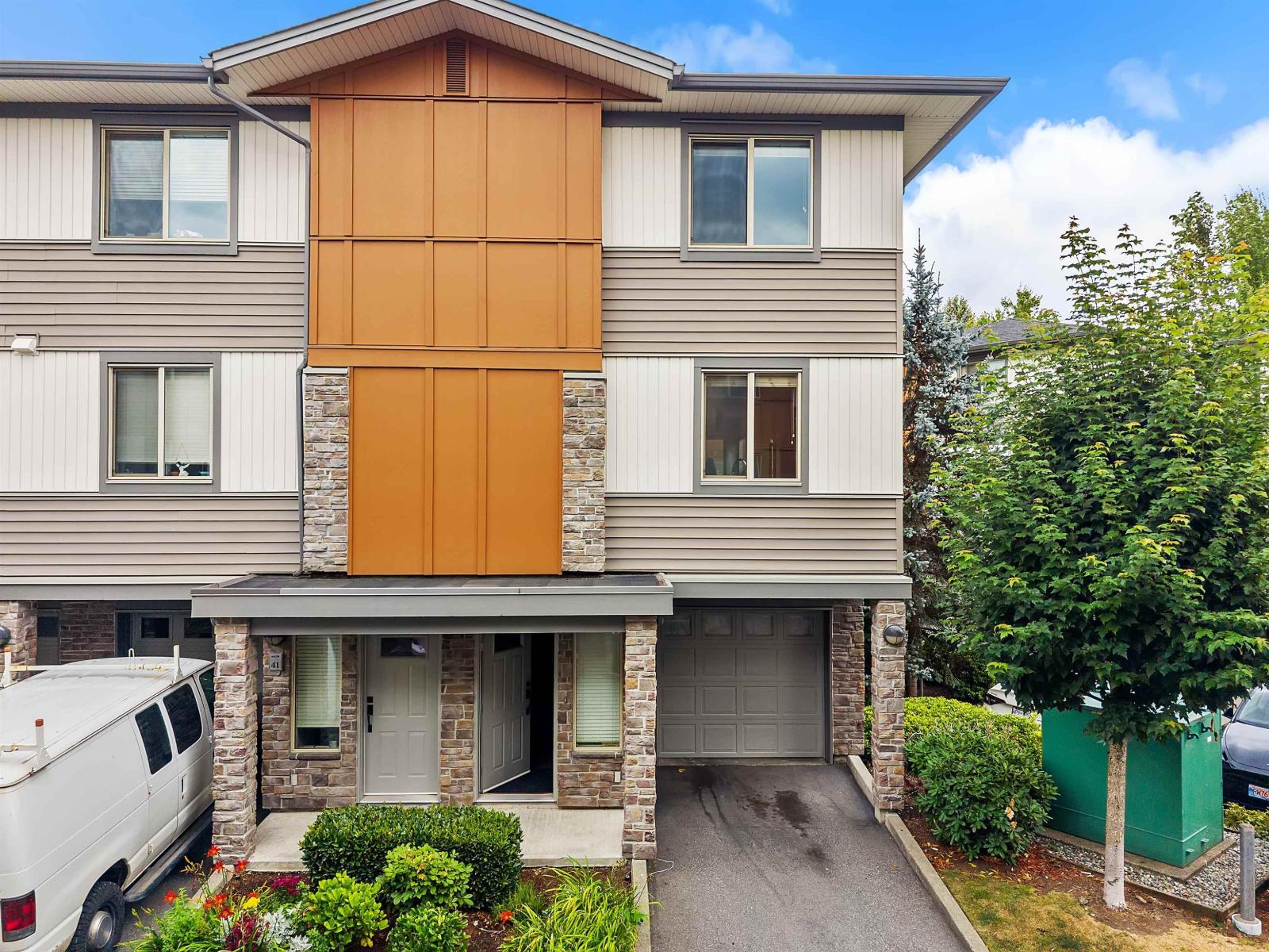 40 34248 KING ROAD Abbotsford British Columbia Canada Sale residential Kirandeep Gill Coldwell Banker Executives Realty