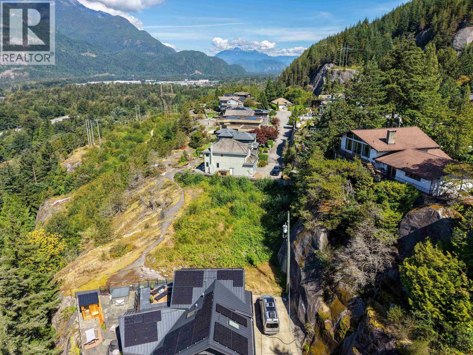 6 38299 VIEW PLACE Squamish British Columbia Canada Sale commercial Will Black RE/MAX Crest Realty, Brokerage*