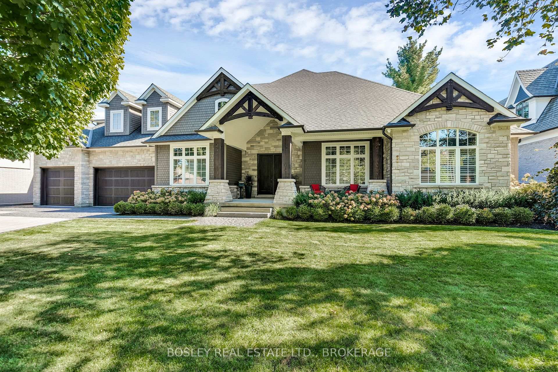 94 Terrence Park Drive Hamilton Ontario Canada Sale residential Cyrus Lin HomeLife New World Realty Inc., Brokerage*