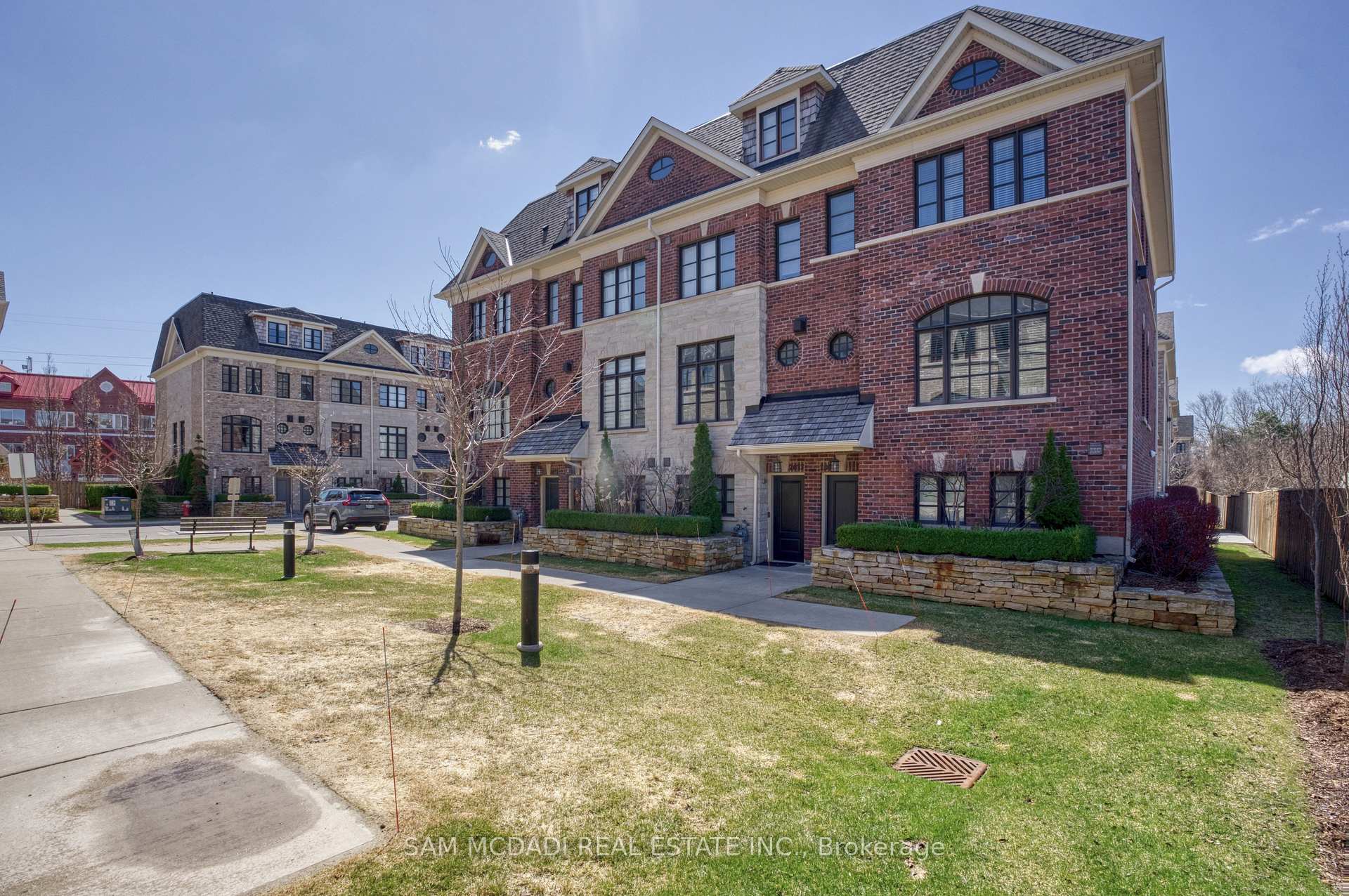 2029 Queensborough Gate Mississauga Ontario Canada Sale residential Hazem Zienelabdeen Realty ONE Group Flagship