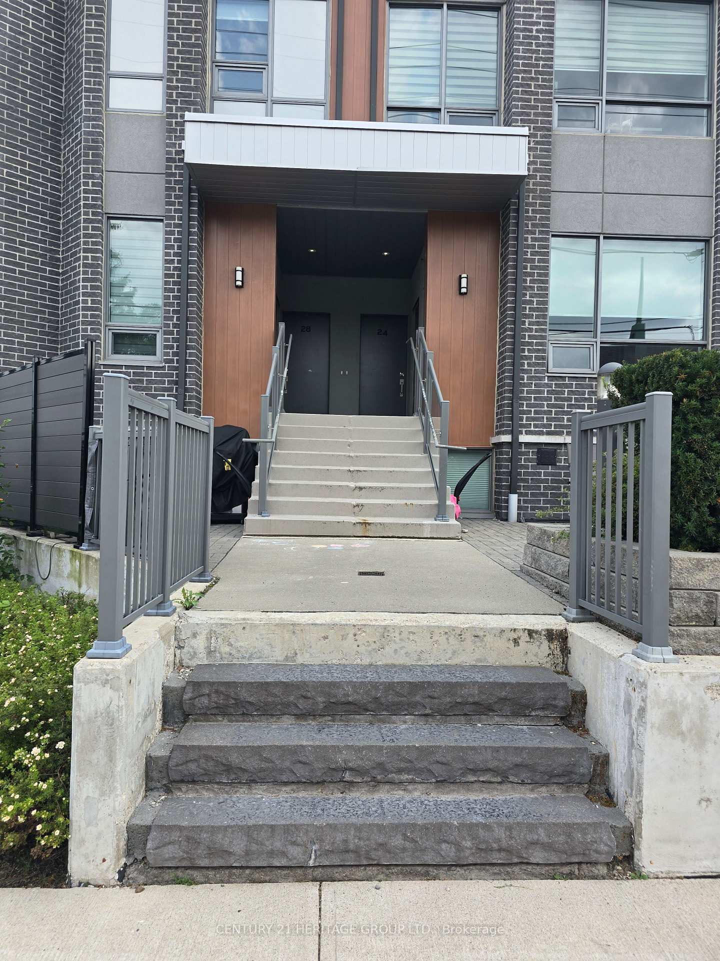 22 - 680 Atwater Avenue Mississauga Ontario Canada Sale residential   Best Ontario Homes