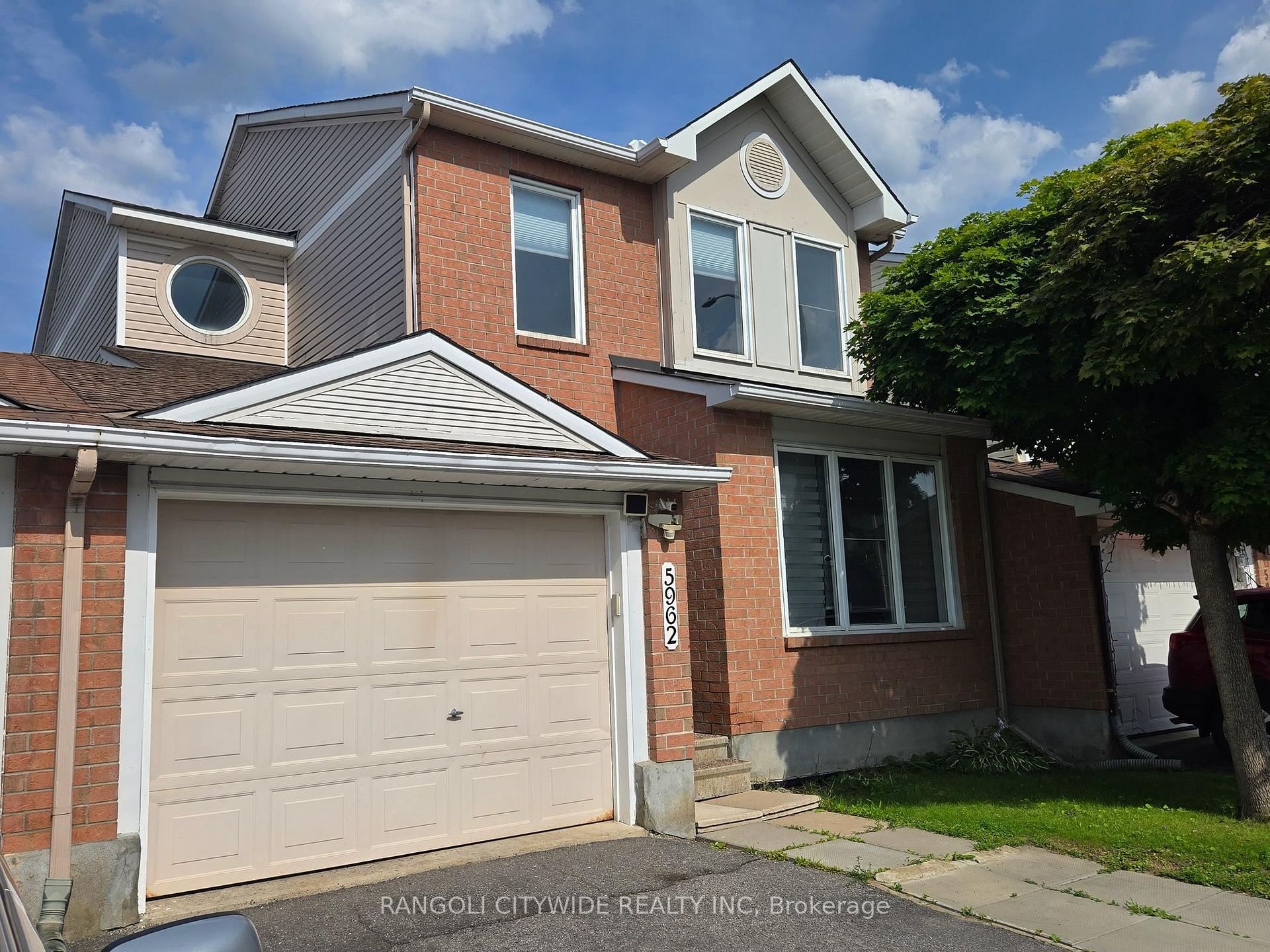 5962 Pineglade Crescent Ottawa Ontario Canada Sale residential Angelika Rosato Right at Home Realty, Brokerage*