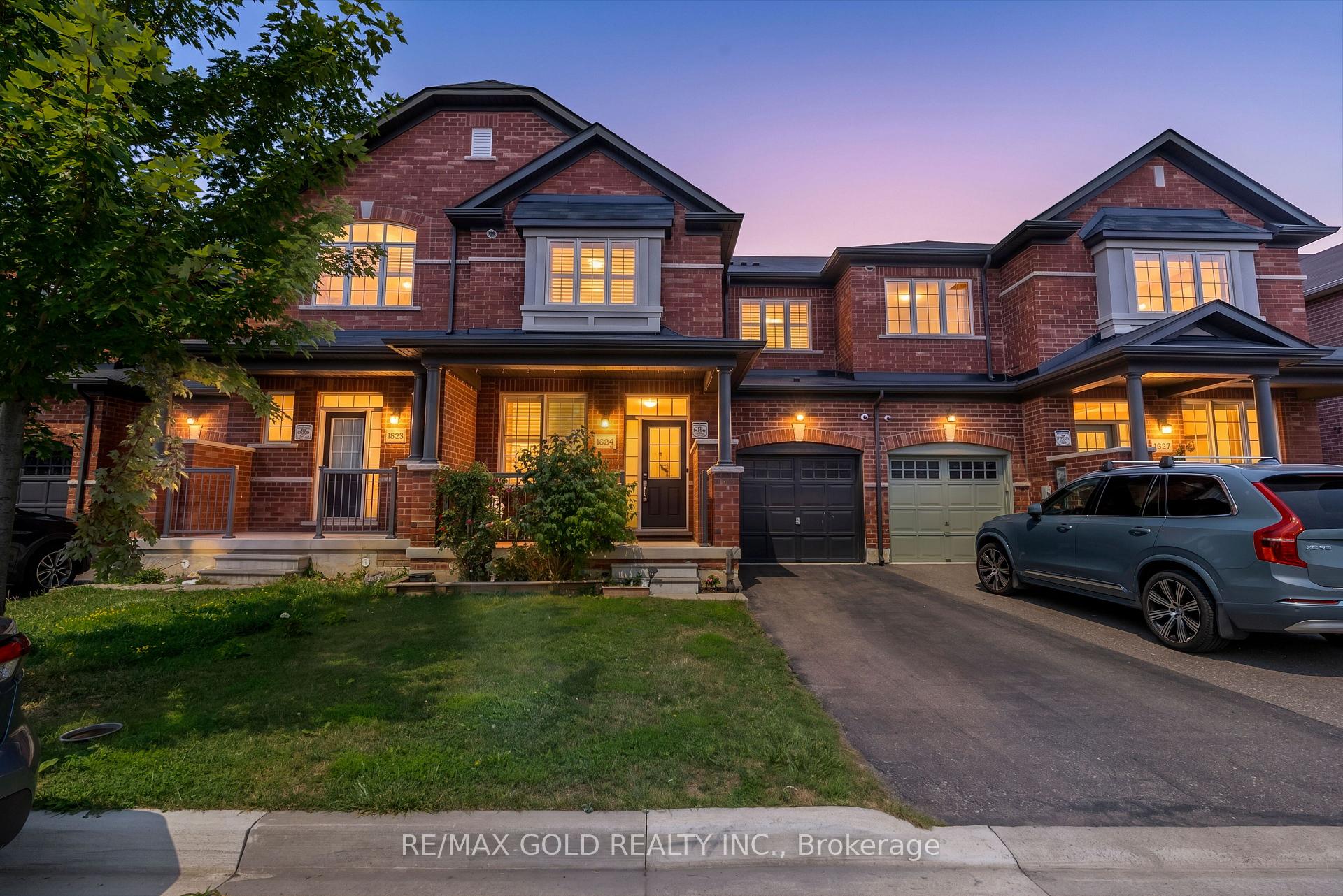 1625 Sorensen Court Milton Ontario Canada Sale residential Asher Ullah RE/MAX Gold Realty Inc., Brokerage *